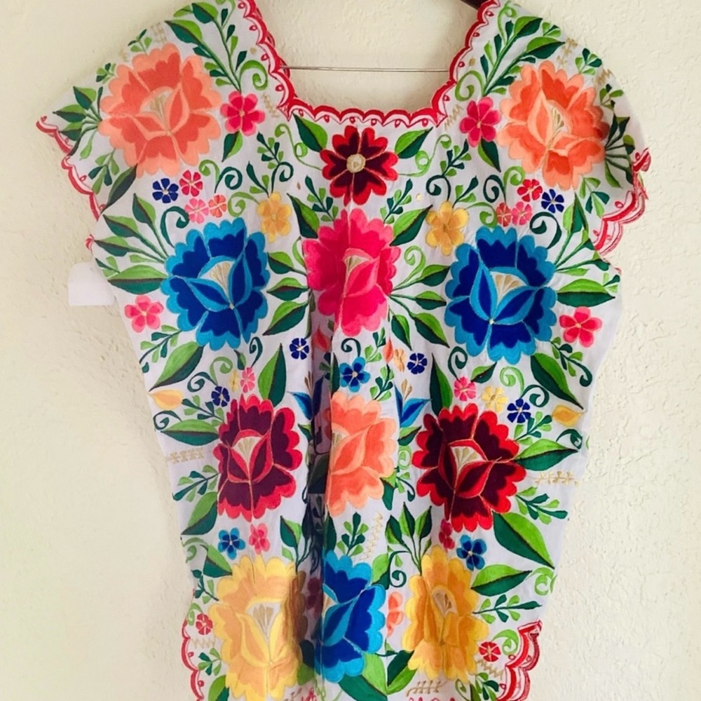 White and Pink Graphic Boxy Blouse with Bib Collar